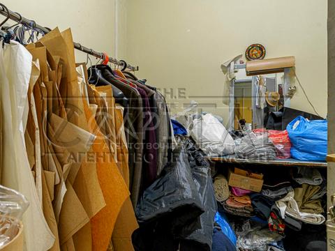 комерційна за адресою Івана Пулюя вул., 1