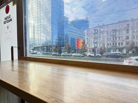 комерційна за адресою Басейна вул., 15