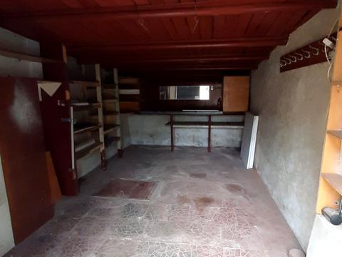 паркомісце за адресою Азербайджанська вул., 32а