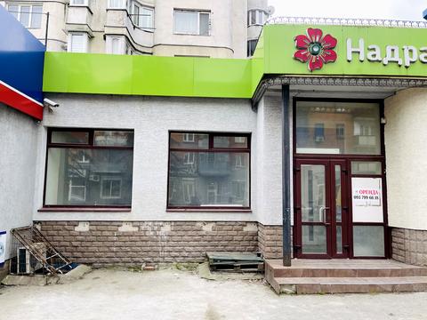 комерційна за адресою Соборна, 16
