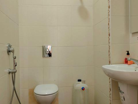 комерційна за адресою Троїцька вул., 7