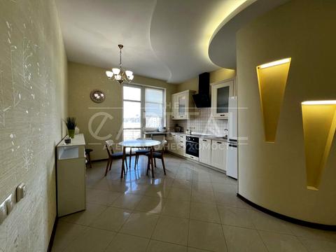 квартира за адресою Євгена Коновальця вул. (Щорса), 32-Б