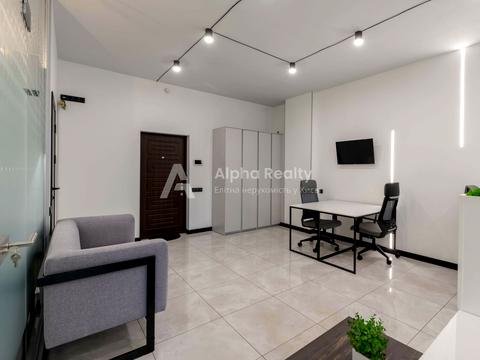 коммерческая по адресу Жилянская ул., 68