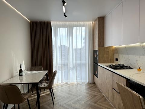 квартира по адресу Степана Бандеры ул., 79