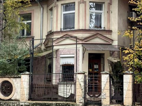 коммерческая по адресу Подгорная ул., 20