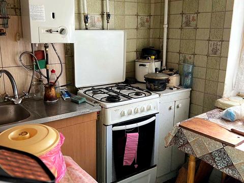 квартира за адресою Високовольтна вул., 12