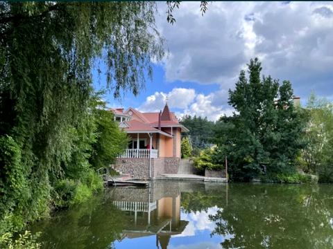 будинок за адресою Центральна