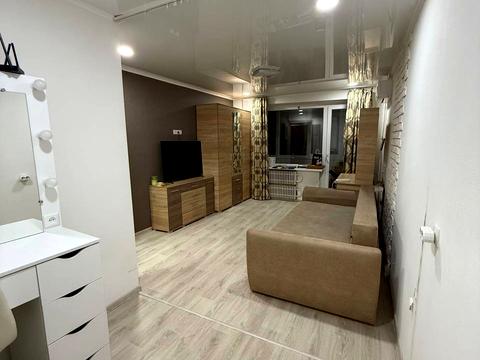 квартира за адресою Космодромна вул., 2