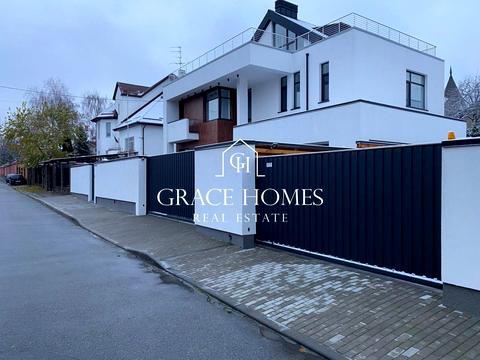 комерційна за адресою Вільшанська вул., 13