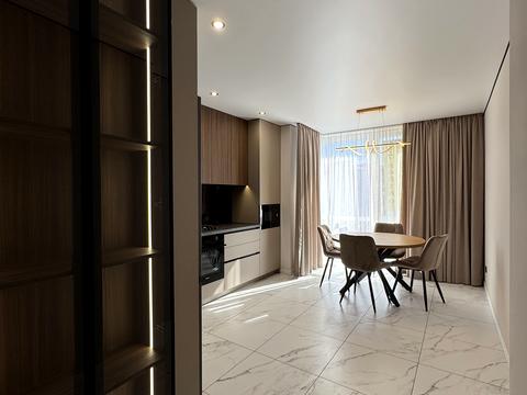 квартира за адресою Степана Бандери вул., 79