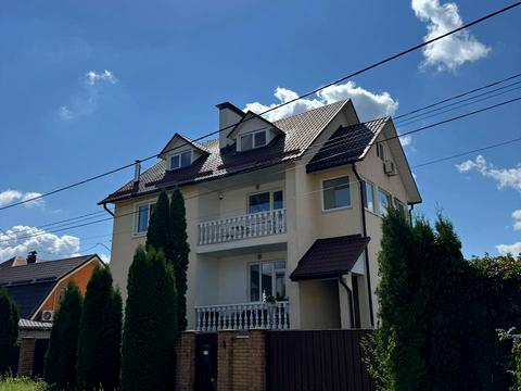 дом по адресу Лесі Українки