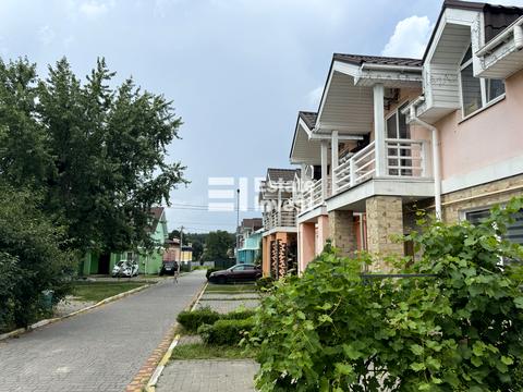 будинок за адресою Приозерна
