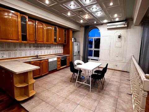 квартира за адресою Антоновича вул. (Горького), 14а