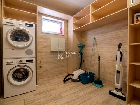 будинок за адресою Вишнева вул., 4