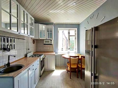 квартира по адресу Защитников Украины пл. (Восстания), 1