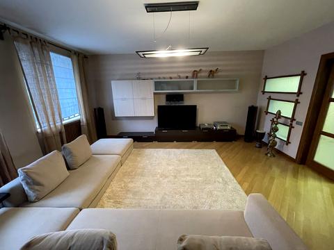 квартира за адресою Казарменна вул. (Григорія Андрющенка), 4-Д