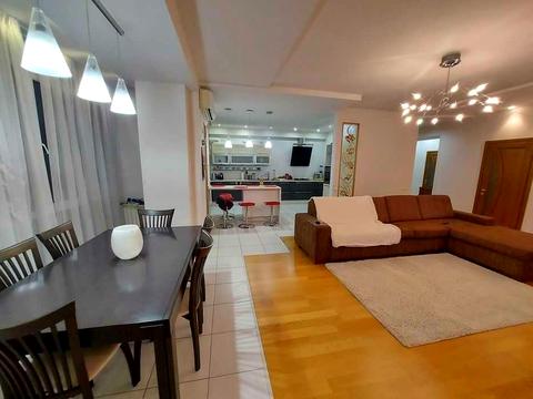 квартира за адресою Раїси Окіпної вул., 10