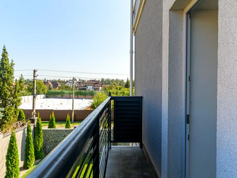 будинок за адресою Вишнева вул., 11