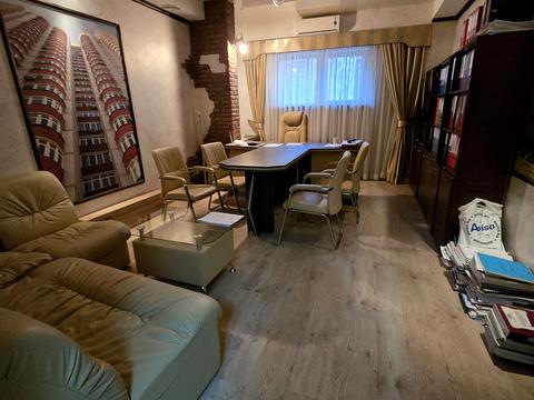 комерційна за адресою Патріарха Мстислава Скрипника вул., 40