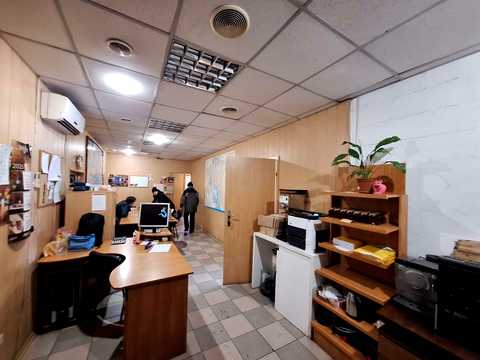 комерційна за адресою Синельниківська вул., 3