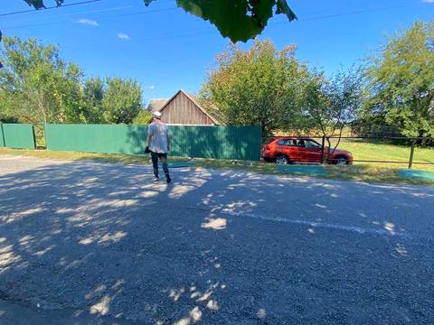 участок по адресу Лесі Українки