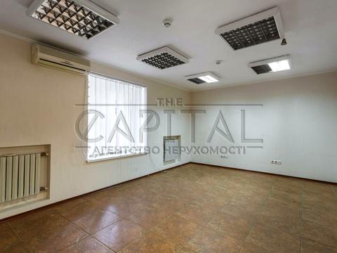 комерційна за адресою Євгенії Мірошниченко вул. (Софії Перовської), 10-Б