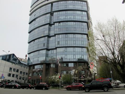 комерційна за адресою Кловський узвіз, 7