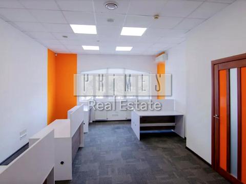 комерційна за адресою Миколи Пимоненка вул., 13-А