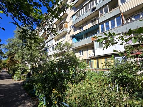 квартира по адресу Ореста Левицкого ул. (Академіка Курчатова), 6