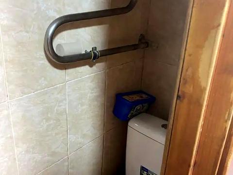 будинок за адресою Крута вул., 3А