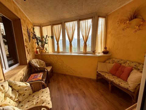 квартира за адресою Ревуцького вул., 18