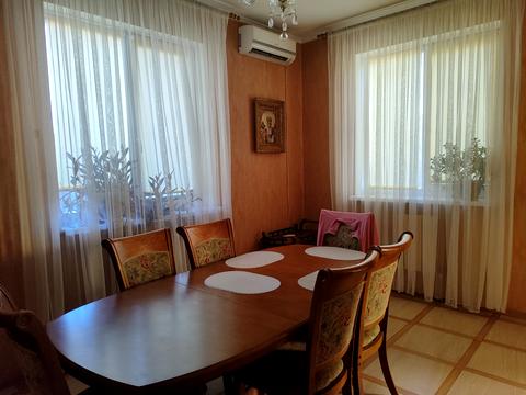 будинок за адресою Івана  Франка, 1