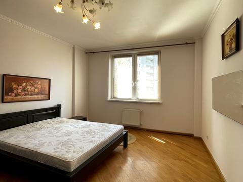 квартира по адресу Раисы Окипной ул., 8