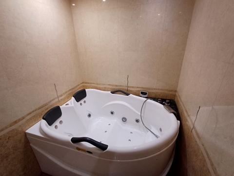 квартира за адресою Миколи Бажана просп., 1-М