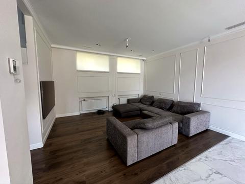 дом по адресу с. Бурлачья Балка, бризовая