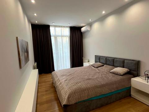квартира за адресою Регенераторна вул., 4
