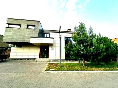 будинок за адресою Грушева вул.