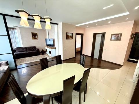квартира за адресою Дніпровська набережна вул., 26-Б