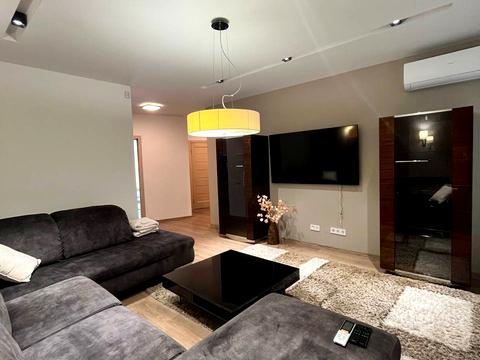 квартира за адресою Пекарська вул., 30