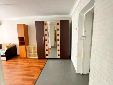 квартира за адресою Зінаїди Білої, 3