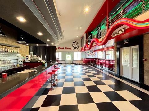 коммерческая по адресу гвардійська, 1