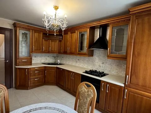 квартира за адресою Менахем-Мендл Шнеєрсона вул. (Мініна), 5