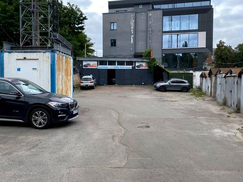 паркоместо по адресу Велика Кільцева дорога ул., 12а