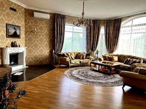 будинок за адресою Щаслива вул.