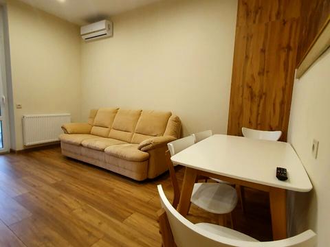 квартира за адресою Володимира Моссаковського вул. (Клари Цеткін)