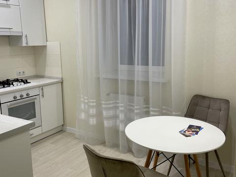 квартира за адресою Матвія Донцова вул. (Тургенєвська), 50