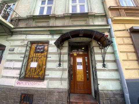 коммерческая по адресу Городоцкая ул., 77