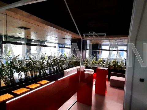 комерційна за адресою Вацлава Гавела бульв. (Івана Лепсе), 6