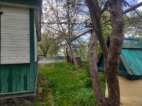 будинок за адресою Космонавтів, 12