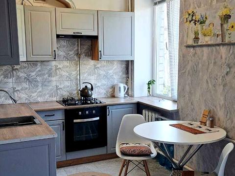 квартира по адресу Уинстона Черчилля ул. (Красноткацкая), 14